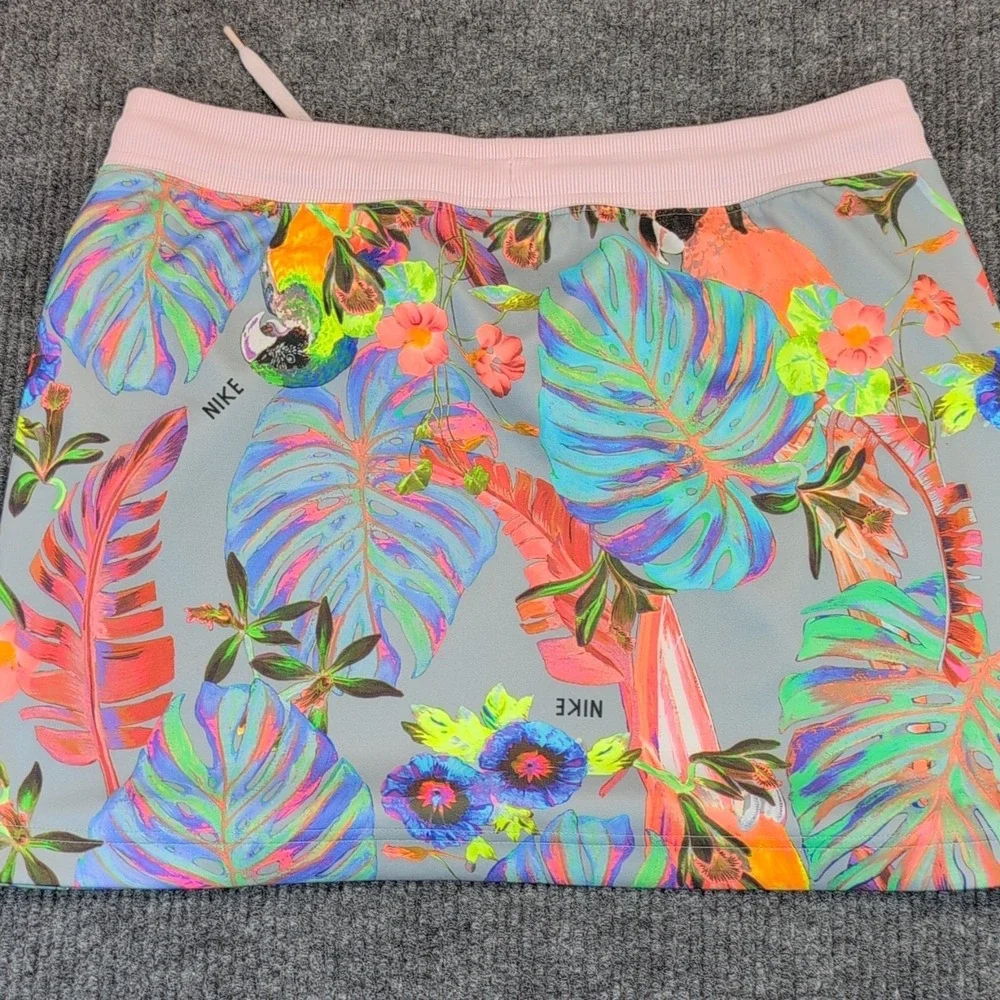 Nike women xl